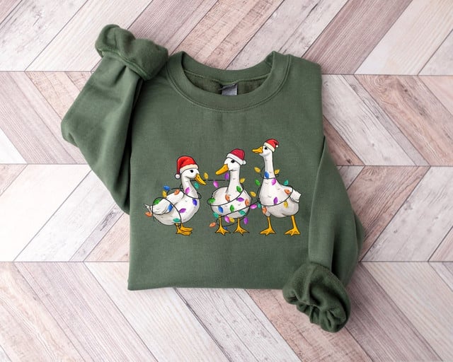 DUCK CHRISTMAS SWEATER