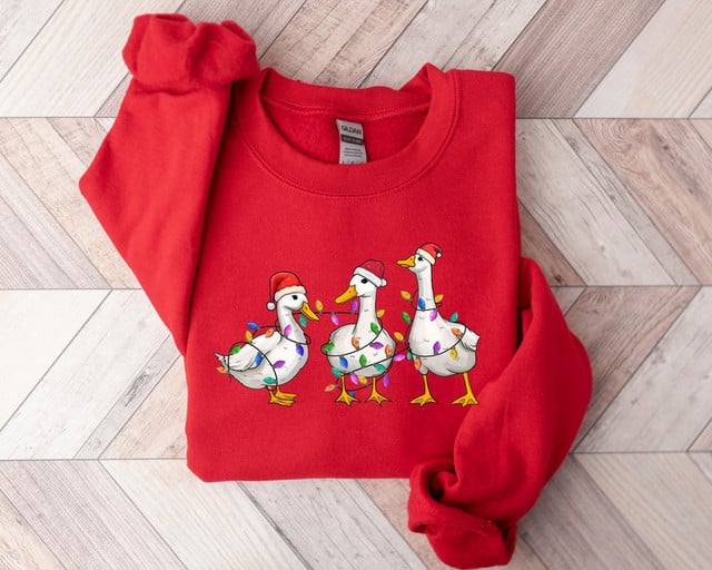 DUCK CHRISTMAS SWEATER